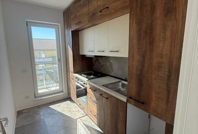 Apartament cu 2 camere semidecomandat în Giroc