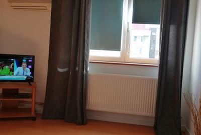 Apartament cu 3 camere decomandat în Popoveni - 2