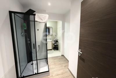 Apartament cu 5 camere decomandat în Poiana Brașov