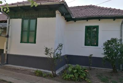 Casă individuală cu 5 camere cu Teren 1152 Mp în Vârtop