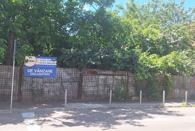 Teren Construcții intravilan de 253 mp, în Apărătorii Patriei - 4