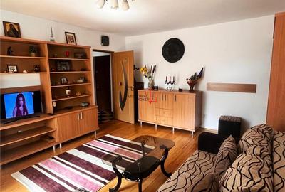 Apartament cu 2 camere decomandat în Central - 2