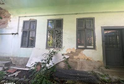 Casă cu 2 camere în Central