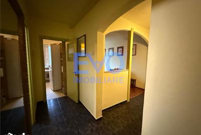 Apartament cu 4 camere în Alexandru cel Bun - 9