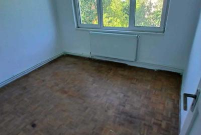Apartament cu 3 camere decomandat în Faleză - 9