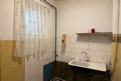 Apartament cu 2 camere decomandat în Progresul II - 4