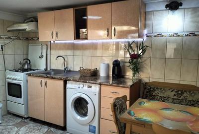 Casă cu 3 camere cu Teren 100 Mp în Colentina