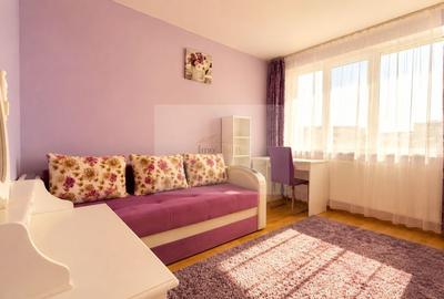 Apartament cu 3 camere semidecomandat, mobilat în Central - 13