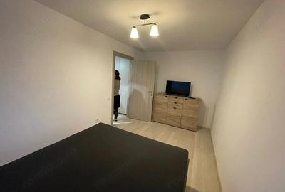 Apartament cu 2 camere decomandat în Noua