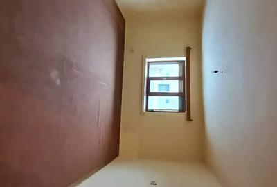 Casă cu 3 camere cu Teren 28 Mp în Sălacea - 2