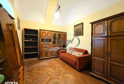 Apartament cu 2 camere semidecomandat, mobilat în Ultracentral