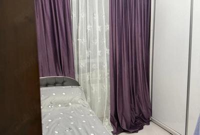 Apartament cu 3 camere semidecomandat în Exterior Vest