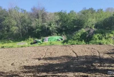 Teren de 1500 mp, în Stoenești - 3