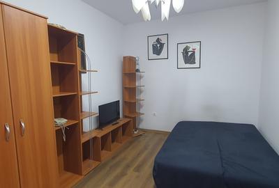 Garsonieră decomandată în Central - 2