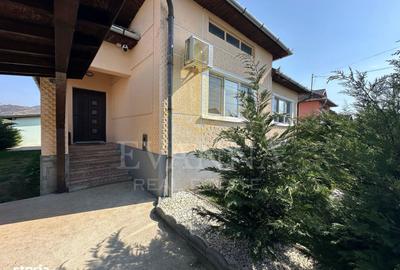 Casă cu 5 camere cu Teren 1200 Mp în Central - 12