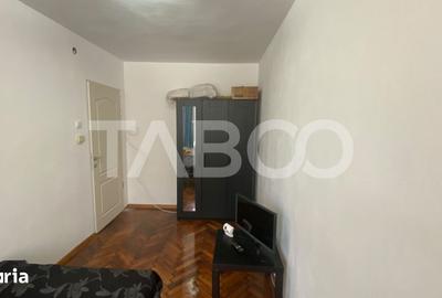 Apartament cu 3 camere semidecomandat în Terezian