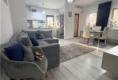 Apartament cu 3 camere decomandat, mobilat în Poarta 6