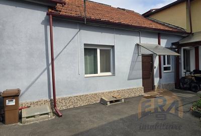 Apartament cu 2 camere semidecomandat, mobilat în Central - 12