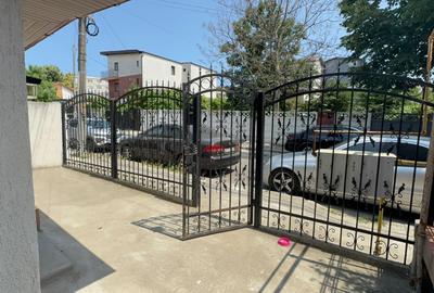 Casă cu 3 camere cu Teren 130 Mp în Delfinariu - 2