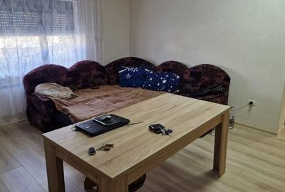 Apartament cu 2 camere decomandat în Dumbrăvița