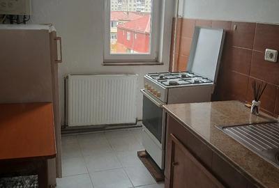 Apartament cu 2 camere decomandat în Traian - 5