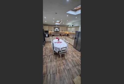 Casă cu 3 camere cu Canalizare în Fieni - 7