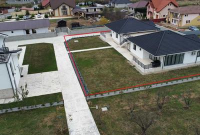 Casă cu 4 camere în Sânmartin