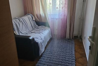 Apartament cu 3 camere semidecomandat în Central - 5