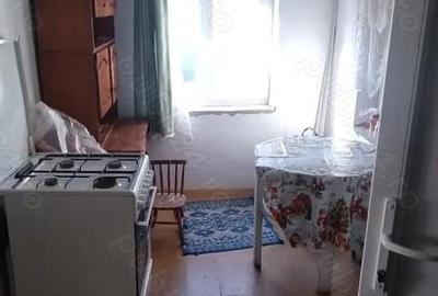 Casă cu 3 camere cu Teren 1630 Mp în Copăcele - 1