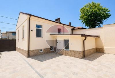 Casă cu 4 camere cu Teren 320 Mp în Casa de Cultură
