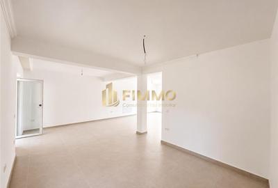 Duplex cu 4 camere cu Canalizare în Ipotești - 4