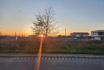 Teren de 7682 mp, în Central