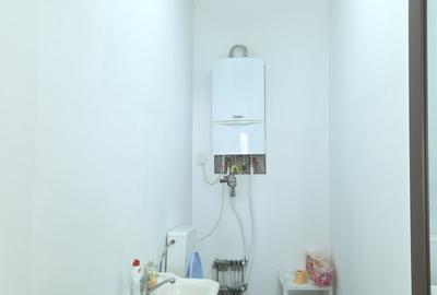 Spațiu comercial, de 210 mp, în Central - 1
