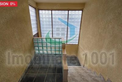 Casă cu 6 camere cu Teren 200 Mp în Central