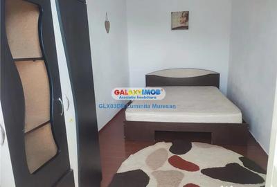 Apartament cu 2 camere decomandat în Micro 6 - 8