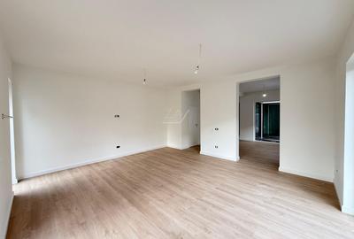 Duplex cu 4 camere cu Canalizare în Lipovei - 3