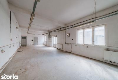 Spațiu comercial, de 540 mp, în Rogerius - 2