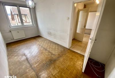 Apartament cu 3 camere semidecomandat în Grigorescu