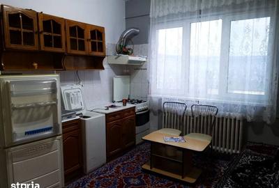 Apartament cu 2 camere decomandat în Gruia