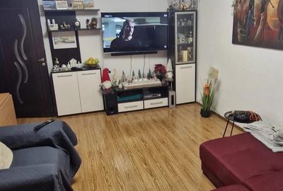 Apartament cu 3 camere decomandat în Ostroveni - 4