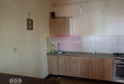 Apartament cu 5 camere semidecomandat în Mitropolie - 3