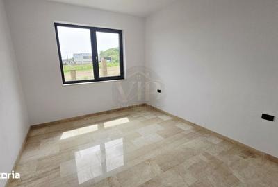 Casă cu 4 camere cu Teren 500 Mp în Micești