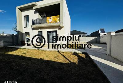 Casă cu 3 camere cu Teren 285 Mp în Malu Mare