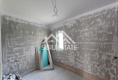 Casă cu 4 camere cu Teren 280 Mp în Central