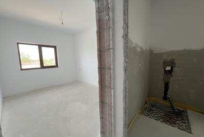 Duplex cu 5 camere cu Canalizare în Chișoda - 6