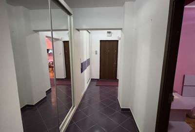 Apartament cu 3 camere decomandat în Ultracentral