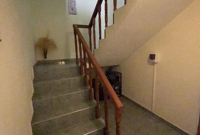 Casă cu 2 camere cu Teren 300 Mp în Central