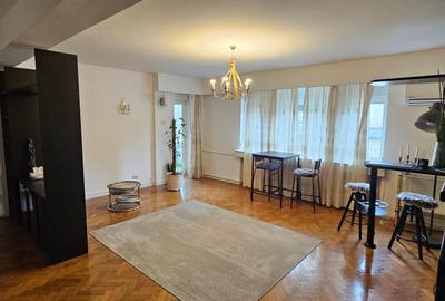 Apartament cu 3 camere semidecomandat, mobilat în Capitale - 3