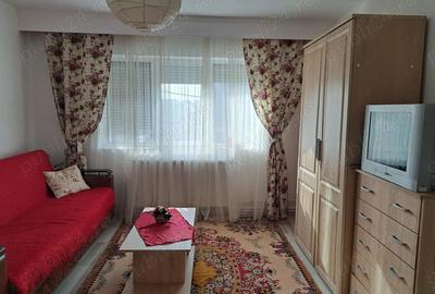 Garsonieră decomandată în Cetate