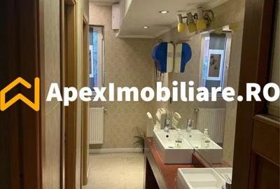Casă cu Teren 900 Mp în Central